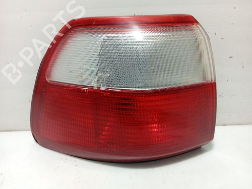 Venstre baglygte OPEL OMEGA B (V94) 2.5 V6 (F69, M69, P69) (170 hp) 31106199