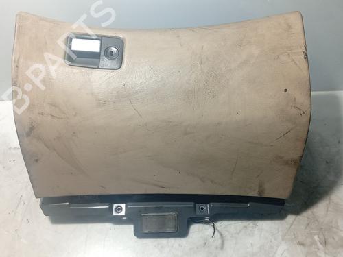 Used Glove box VOLVO S80 I (184) 2.4 D (131 hp) 31157644