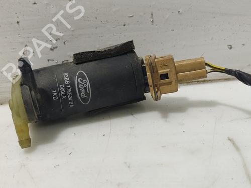 Used Washer pump FORD FOCUS I Turnier (DNW) [1999-2007]  31105350