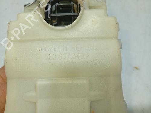 Front right exterior door handle SKODA OCTAVIA III (5E3, NL3, NR3) 1.6 TDI | BP31102062C129