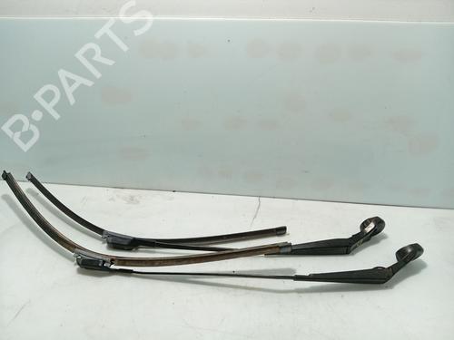 Used Front windshield wiper arm CITROËN C4 Grand Picasso II (DA_, DE_) 2.0 BlueHDi 150 (150 hp) 31327692