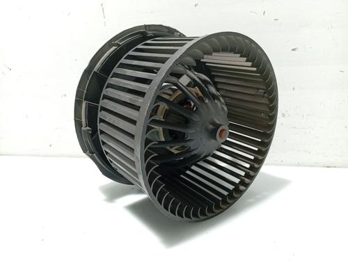 Used Heater blower motor RENAULT CLIO III (BR0/1, CR0/1) 1.5 dCi (C/BR0G, C/BR1G) (68 hp) 31104263