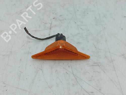 Blinker vorne rechts für FORD MONDEO III Saloon (B4Y) 2.0 TDCi (130 hp) 32301467