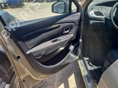 Left front window motor RENAULT GRAND SCÉNIC III (JZ0/1_) 1.9 dCi (JZ0J, JZ0N, JZ1K, JZ1S) | BP31107906E21 