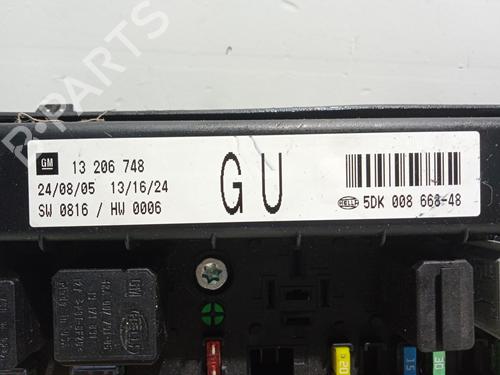 Fuse box OPEL ZAFIRA / ZAFIRA FAMILY B (A05) 1.9 CDTI (M75) | BP19007564E1 