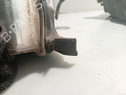 Right headlight HONDA CR-V I (RD) 2.0 16V 4WD (RD1, RD3) | BP31102328C29 