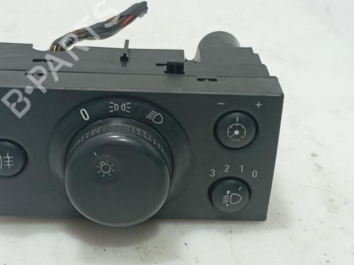 Used Headlight switch Headlight switch OPEL VECTRA C (Z02) 2.2 DTI 16V (F69) (125 hp) 33281790 33281790