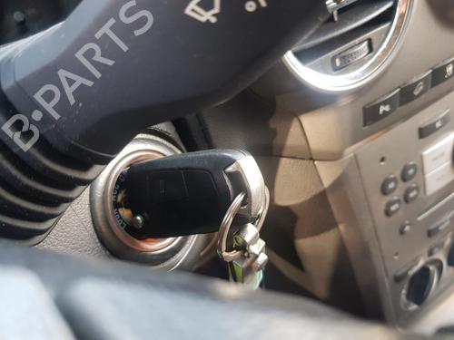 Used Ignition barrel OPEL ANTARA A (L07) [2006-2017]  18986528