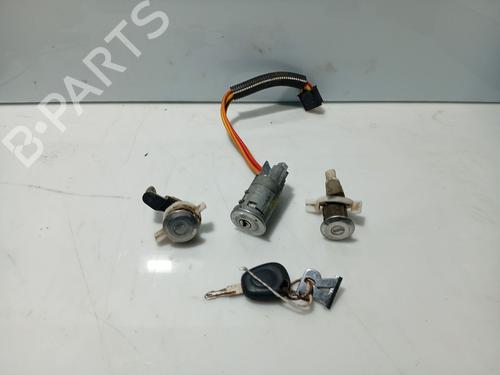 Used Ignition barrel RENAULT MEGANE I Coach (DA0/1_) 1.4 16V (DA0D, DA1H, DA0W, DA10) (95 hp) 31110679