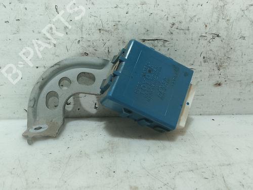 Used Electronic module Electronic module TOYOTA YARIS (_P1_) 1.3 (SCP12_, SCP13_, SCP12R, SCP13R) (87 hp) 39204095 39204095