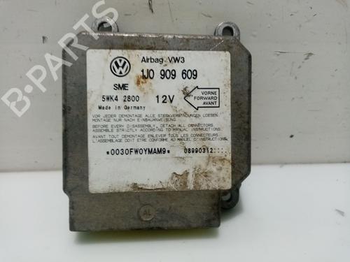 Used ECU airbags VW GOLF IV (1J1) 1.9 TDI (110 hp) 22927236