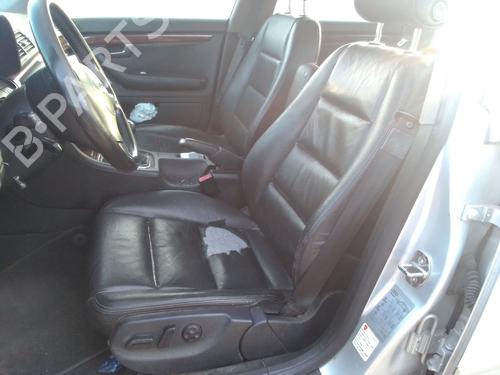 Venstre  foran tåkelykt AUDI A4 B6 (8E2) 2.5 TDI | BP19001109C30 