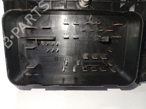 Fuse box SKODA OCTAVIA II Combi (1Z5) | BP31103032E1
