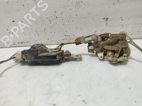 Højre fortil lås MITSUBISHI PAJERO CLASSIC (V2_W, V6_W, V7_W) 2.5 TD (V24W) (115 hp) 31106069