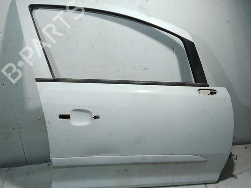Used Right front door Right front door 39031102 39031102