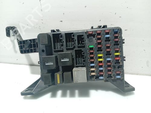 Caja reles / fusibles FORD MONDEO III (B5Y) 2.0 16V TDDi / TDCi (115 hp) 31102367