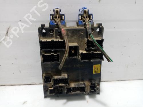 Used Fuse box NISSAN MICRA II (K11) 1.0 i 16V (K11) (54 hp) 22736696