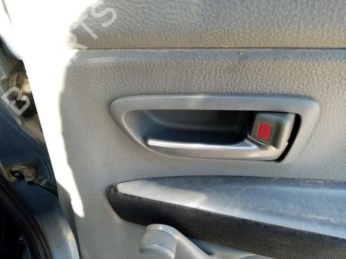 Højre bagtil invendig håndtag MAZDA 2 (DY) [2003-2007]  18998534