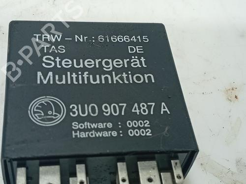 Electronic module SKODA SUPERB I (3U4) 2.0 TDI | BP32424798M83 - Image 2