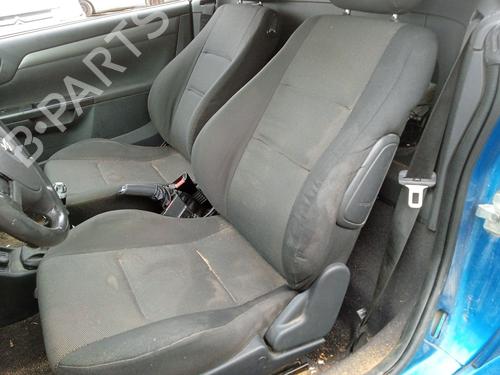 Left front seat OPEL TIGRA TwinTop (X04) 1.4 (R97) | BP24694169C15  - Image 10