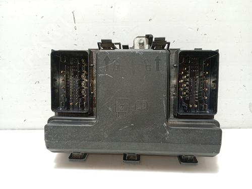 Caja reles / fusibles FORD MONDEO V Hatchback (CE) 2.0 TDCi (150 hp) 31101945