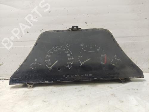 Used Instrument cluster PEUGEOT 605 (6B) [1989-1999]  31106128