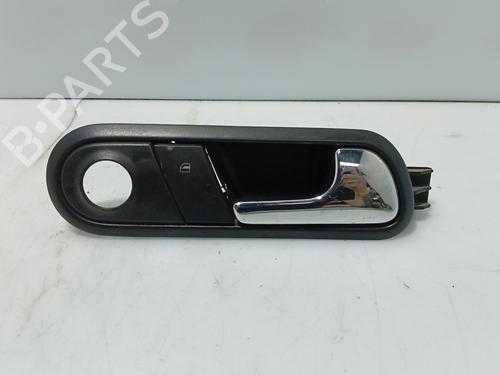 Maneta interior delantera derecha SEAT IBIZA III (6L1) 1.4 TDI (80 hp) 31109472