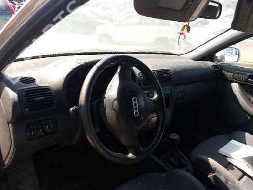 Commandes au volant AUDI A3 (8L1) 1.9 TDI | BP31098572E15 