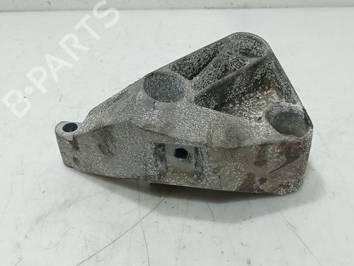 support-renault-megane-ii-saloon-lm01_-2003-32237159 main image