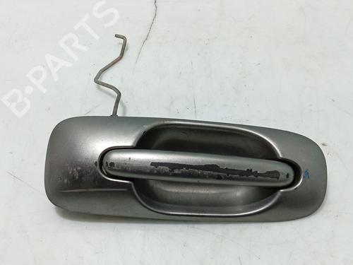 Used Front right exterior door handle CHRYSLER VOYAGER IV (RG, RS) 2.5 CRD (141 hp) 31824044