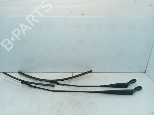 Used Front windshield wiper arm Front windshield wiper arm PEUGEOT PARTNER Box Body/MPV 1.6 HDi / BlueHDi 75 (75 hp) 35979735 35979735
