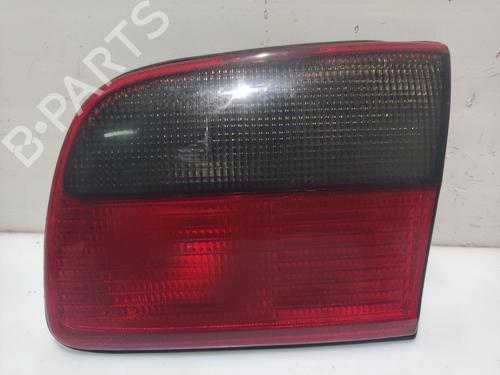Højre baglygte bagklap OPEL OMEGA B (V94) 2.5 TD (F69, M69, P69) (130 hp) 23242970