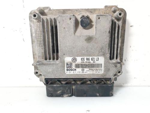 Used Engine control unit (ECU) Engine control unit (ECU) SKODA OCTAVIA I (1U2) [1996-2010] 24949212 24949212