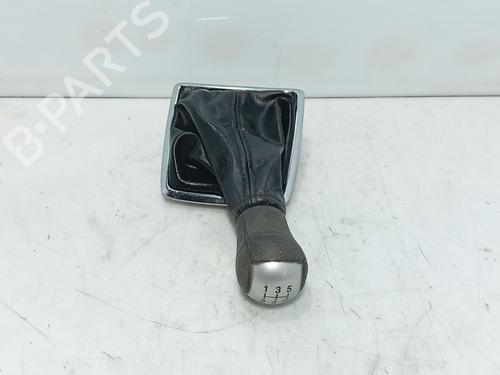 Used Shift knob Shift knob FORD FOCUS II (DA_, HCP, DP) 1.6 (100 hp) 32424672 32424672