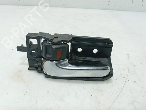 Used Front left interior door handle Front left interior door handle TOYOTA AVENSIS (_T25_) 2.0 D-4D (CDT250_, CDT250R) (116 hp) 34232982 34232982