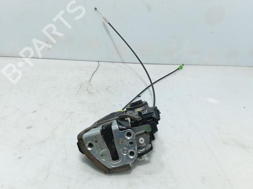 Venstre bagtil lås Venstre bagtil lås TOYOTA AURIS (_E18_) 1.4 D-4D (NDE180_, NDE180R) (90 hp) 34397393 34397393