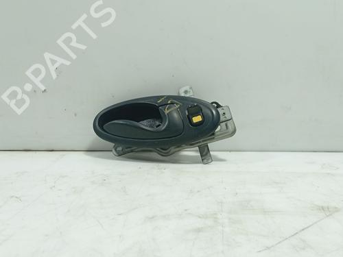Used Front right interior door handle Front right interior door handle HYUNDAI COUPE I (RD) [1996-2004] 36154597 36154597