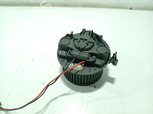 Used Heater blower motor RENAULT MEGANE II (BM0/1_, CM0/1_) 1.9 dCi (BM0G, CM0G) (120 hp) 31103439
