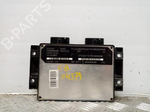 Used Engine control unit (ECU) Engine control unit (ECU) 24686561 24686561