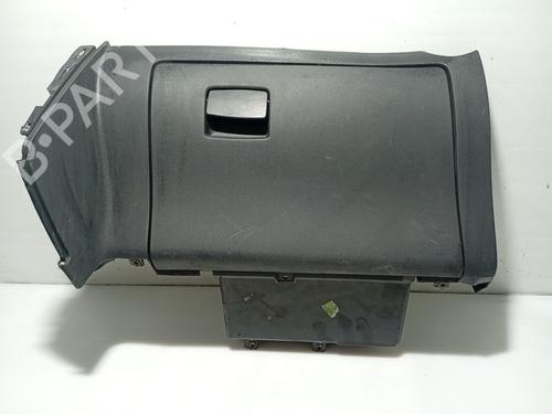 Guantera SEAT CORDOBA (6L2) 1.9 TDI (100 hp) 31104805