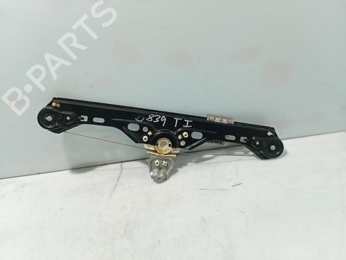 Alzavetro posteriore sinistro MERCEDES-BENZ C-CLASS (W203) C 180 (203.035) (129 hp) 19430143