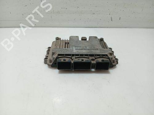 Used Engine control unit (ECU) RENAULT SCÉNIC II (JM0/1_) 1.9 dCi (JM0G, JM12, JM1G, JM2C) (120 hp) 31101831