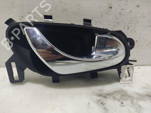 Used Front right interior door handle RENAULT KADJAR (HA_, HL_) 1.6 dCi 130 (HLA4) (130 hp) 25617180