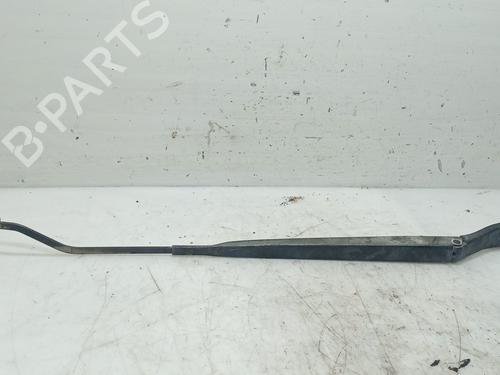 Used Front windshield wiper arm Front windshield wiper arm 36800868 36800868