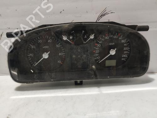 Used Instrument cluster RENAULT LAGUNA II (BG0/1_) 1.6 16V (BG0A, BG0L) (107 hp) 25296819