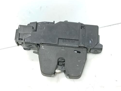 Used Tailgate lock Tailgate lock CITROËN C3 III (SX) 1.2 PURETECH 82 (82 hp) 40128923 40128923