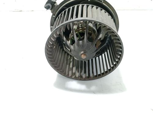 Heater blower motor RENAULT MEGANE II Saloon (LM0/1_) 1.9 dCi (LM0G, LM1G, LM2C) | BP31100533M62