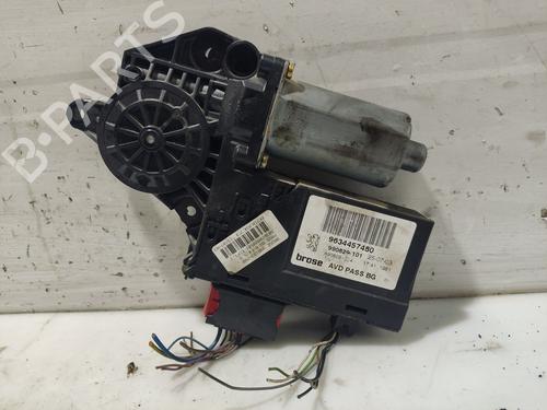 Rudehejsemotor forskærm højre PEUGEOT 307 (3A/C) [2000-2012]  31099530