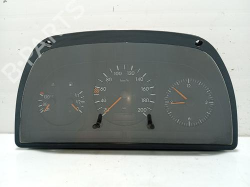 Quadrante MERCEDES-BENZ VITO Bus (W638) 108 D 2.3 (638.164) (79 hp) 31104025