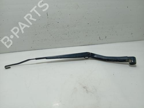 Used Front windshield wiper arm OPEL INSIGNIA A (G09) 2.0 CDTI (68) (131 hp) 31109781